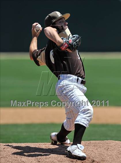 Thumbnail 2 in La Jolla Country Day vs Parker (CIF SDS D4 Final) photogallery.