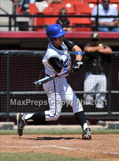 Thumbnail 3 in La Jolla Country Day vs Parker (CIF SDS D4 Final) photogallery.