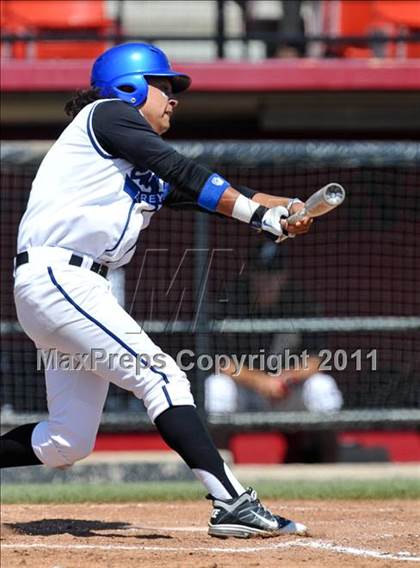 Thumbnail 1 in La Jolla Country Day vs Parker (CIF SDS D4 Final) photogallery.