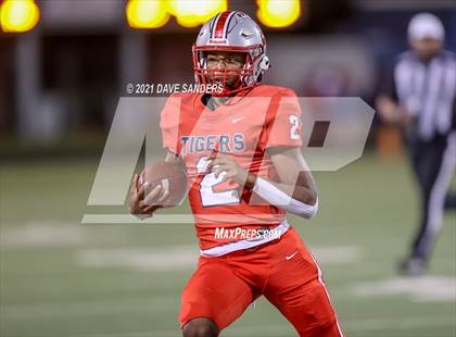Thumbnail 1 in Fort Bend Clements @ Fort Bend Travis photogallery.