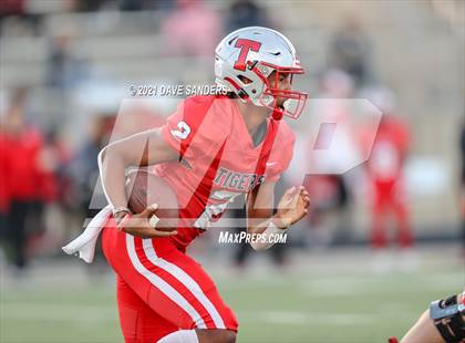 Thumbnail 1 in Fort Bend Clements @ Fort Bend Travis photogallery.