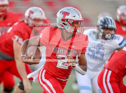 Thumbnail 3 in Fort Bend Clements @ Fort Bend Travis photogallery.