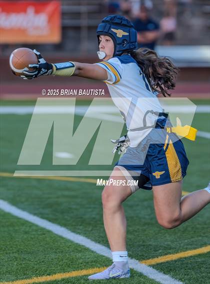 Thumbnail 1 in Kamehameha Maui vs Punahou (HHSAA Quarterfinals) photogallery.