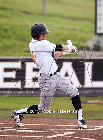 Thumbnail 1 in Crandall vs. Spring Hill (UIL 4A Region II Area Playoff) photogallery.