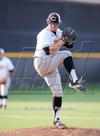 Thumbnail 2 in Crandall vs. Spring Hill (UIL 4A Region II Area Playoff) photogallery.