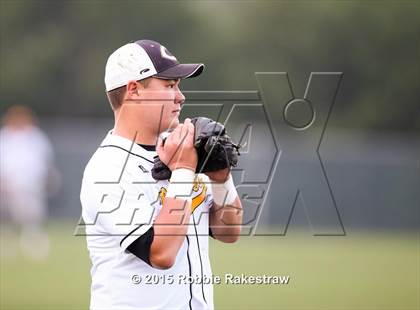 Thumbnail 1 in Crandall vs. Spring Hill (UIL 4A Region II Area Playoff) photogallery.