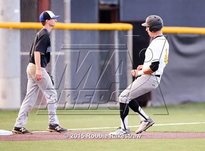 Thumbnail 1 in Crandall vs. Spring Hill (UIL 4A Region II Area Playoff) photogallery.