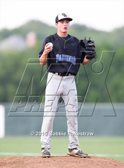 Thumbnail 2 in Crandall vs. Spring Hill (UIL 4A Region II Area Playoff) photogallery.