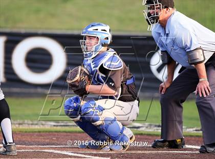 Thumbnail 2 in Crandall vs. Spring Hill (UIL 4A Region II Area Playoff) photogallery.