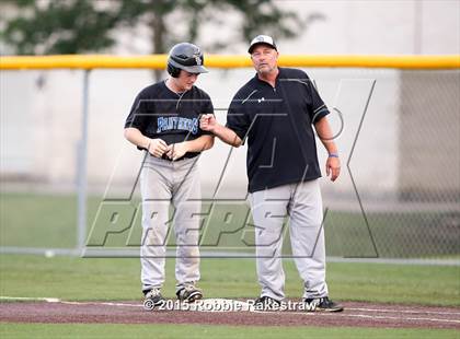 Thumbnail 2 in Crandall vs. Spring Hill (UIL 4A Region II Area Playoff) photogallery.