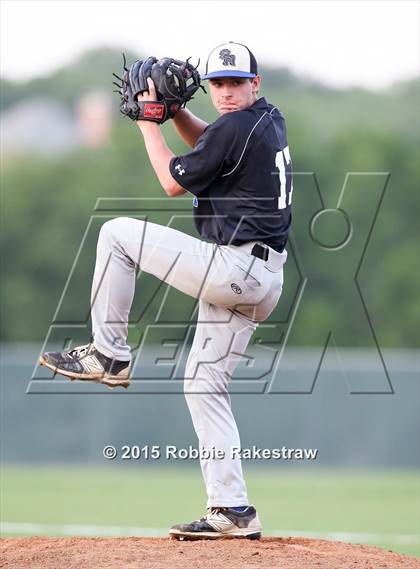 Thumbnail 3 in Crandall vs. Spring Hill (UIL 4A Region II Area Playoff) photogallery.