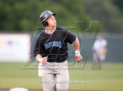 Thumbnail 3 in Crandall vs. Spring Hill (UIL 4A Region II Area Playoff) photogallery.