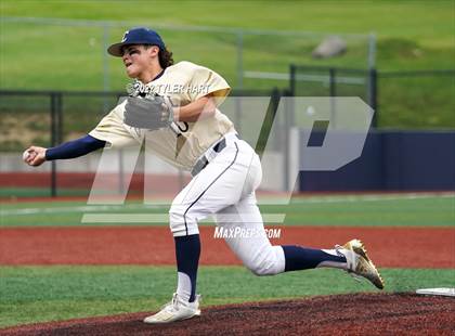 Thumbnail 2 in Columbus East vs. Cathedral (IHSAA 4A Semi-State Championship) photogallery.