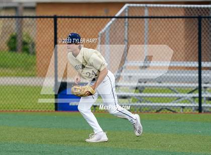 Thumbnail 3 in Columbus East vs. Cathedral (IHSAA 4A Semi-State Championship) photogallery.