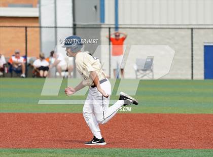 Thumbnail 2 in Columbus East vs. Cathedral (IHSAA 4A Semi-State Championship) photogallery.