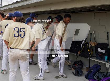 Thumbnail 1 in Columbus East vs. Cathedral (IHSAA 4A Semi-State Championship) photogallery.