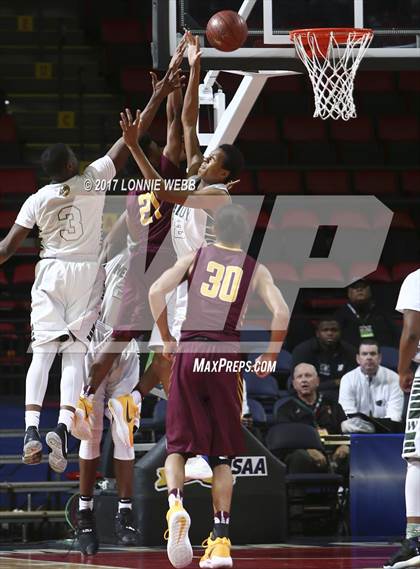 Thumbnail 1 in Westbury vs Mt. Vernon (NYSPHSAA Class AA Semifinal) photogallery.