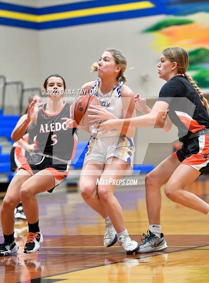 Thumbnail 1 in Aledo @ Lipan photogallery.