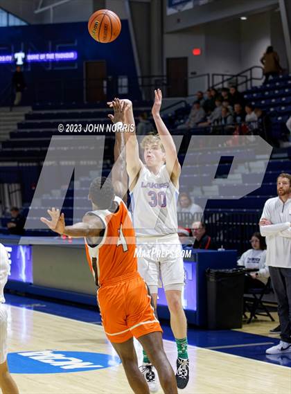 Thumbnail 1 in Fort Wayne Northrop vs. Lakeland (PSM Holiday Shootout) photogallery.