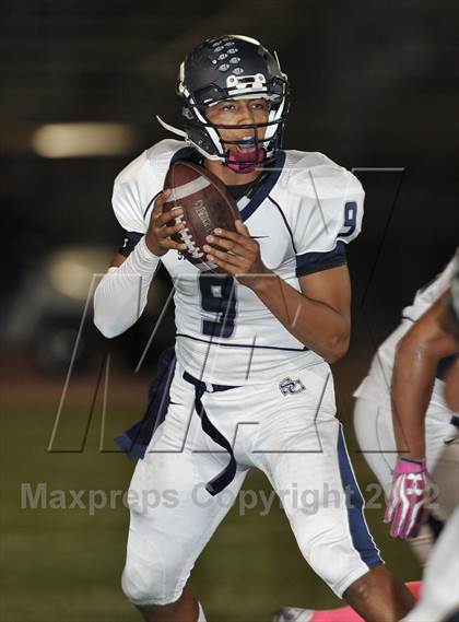 Thumbnail 1 in Marshall vs. Sierra Canyon photogallery.