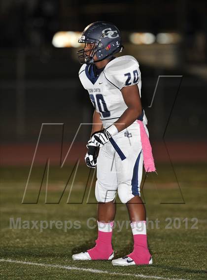 Thumbnail 2 in Marshall vs. Sierra Canyon photogallery.