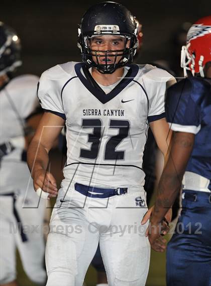 Thumbnail 2 in Marshall vs. Sierra Canyon photogallery.