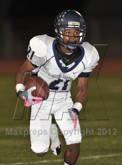 Thumbnail 1 in Marshall vs. Sierra Canyon photogallery.