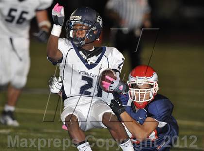 Thumbnail 3 in Marshall vs. Sierra Canyon photogallery.