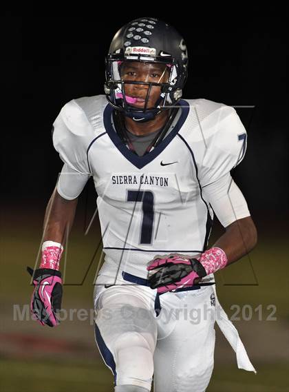Thumbnail 3 in Marshall vs. Sierra Canyon photogallery.