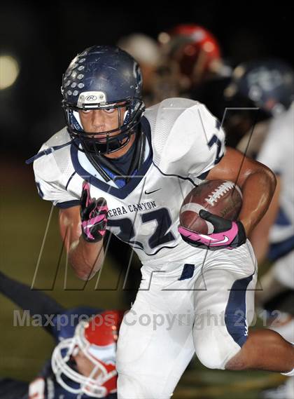 Thumbnail 1 in Marshall vs. Sierra Canyon photogallery.