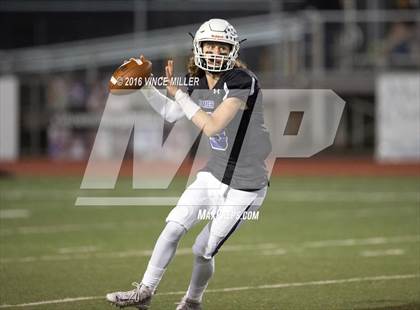 Thumbnail 3 in Glacier Peak @ Sumner (WIAA District Playoff) photogallery.