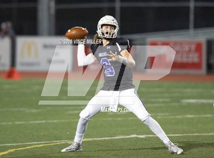 Thumbnail 3 in Glacier Peak @ Sumner (WIAA District Playoff) photogallery.