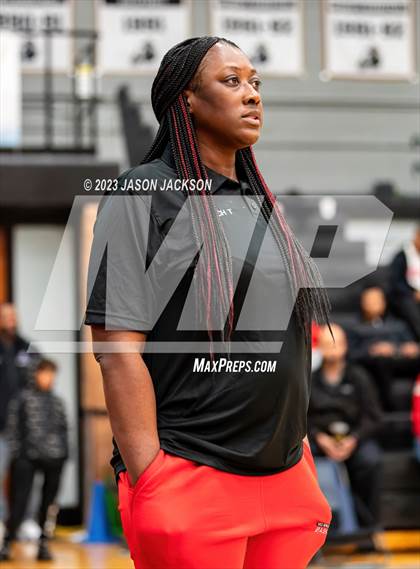 Thumbnail 3 in Red Springs vs Fairmont (Robeson County Shootout) photogallery.