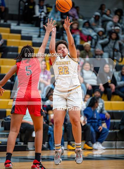 Thumbnail 1 in Red Springs vs Fairmont (Robeson County Shootout) photogallery.