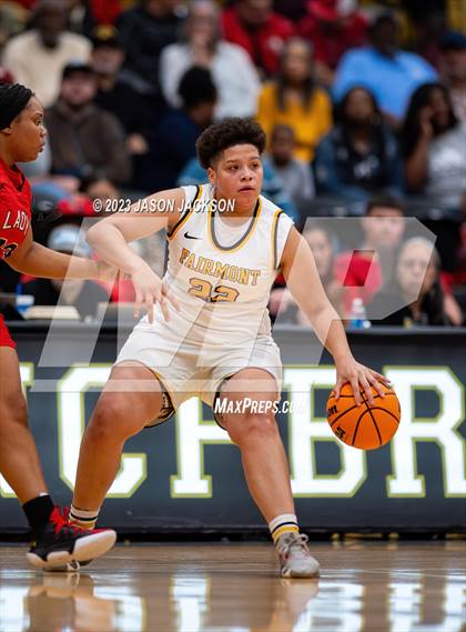Thumbnail 2 in Red Springs vs Fairmont (Robeson County Shootout) photogallery.
