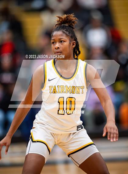 Thumbnail 2 in Red Springs vs Fairmont (Robeson County Shootout) photogallery.