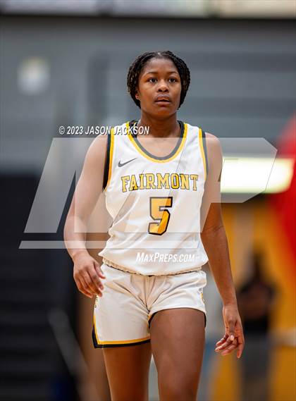 Thumbnail 1 in Red Springs vs Fairmont (Robeson County Shootout) photogallery.