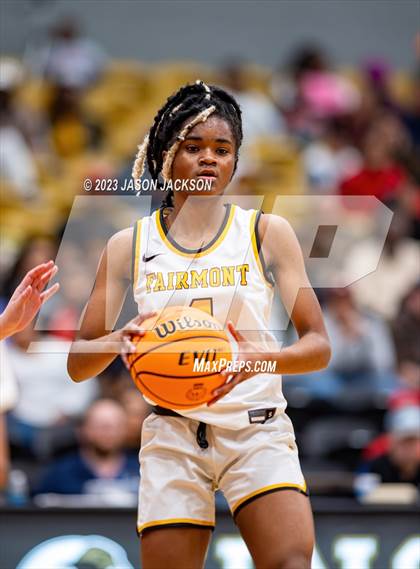 Thumbnail 3 in Red Springs vs Fairmont (Robeson County Shootout) photogallery.
