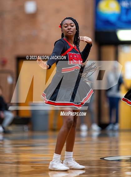 Thumbnail 3 in Red Springs vs Fairmont (Robeson County Shootout) photogallery.