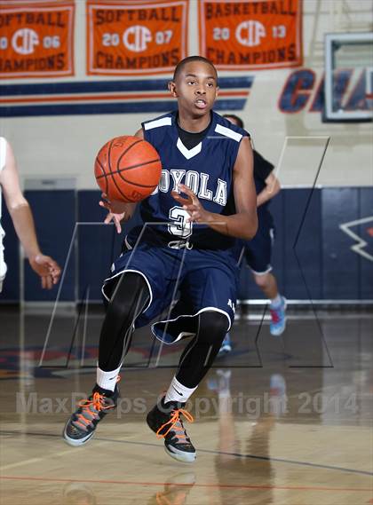 Thumbnail 2 in Loyola @ Chaminade photogallery.