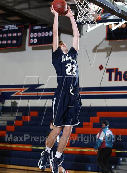 Thumbnail 2 in Loyola @ Chaminade photogallery.
