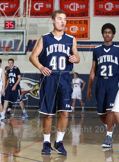 Thumbnail 1 in Loyola @ Chaminade photogallery.