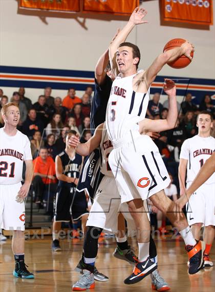 Thumbnail 2 in Loyola @ Chaminade photogallery.