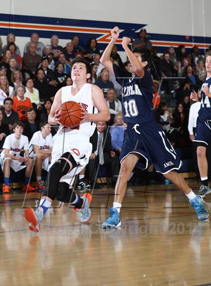 Thumbnail 2 in Loyola @ Chaminade photogallery.