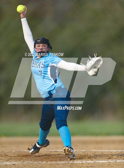 Thumbnail 1 in Bishop Grimes vs Pulaski photogallery.