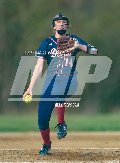 Thumbnail 3 in Bishop Grimes vs Pulaski photogallery.