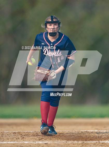 Thumbnail 2 in Bishop Grimes vs Pulaski photogallery.