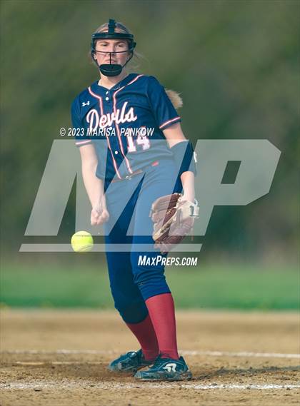 Thumbnail 2 in Bishop Grimes vs Pulaski photogallery.