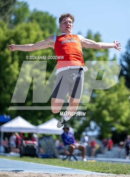 Thumbnail 3 in UHSAA 6A Finals (Long Jump) photogallery.