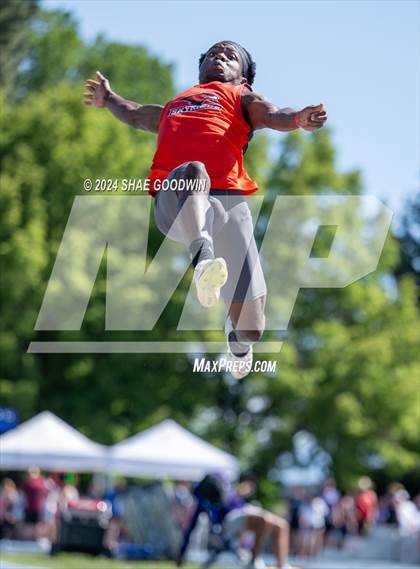 Thumbnail 2 in UHSAA 6A Finals (Long Jump) photogallery.